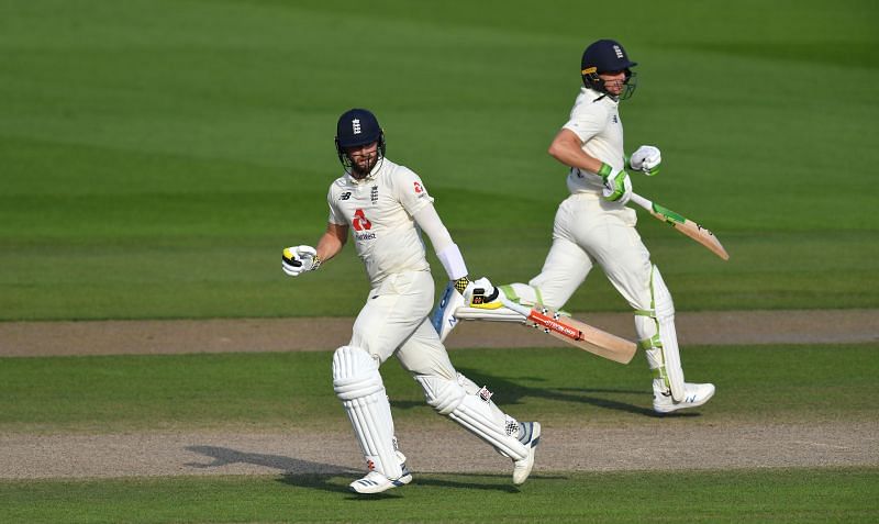 Jos Buttler and Chris Woakes (L) snatched victory from the jaws of defeat against Pakistan